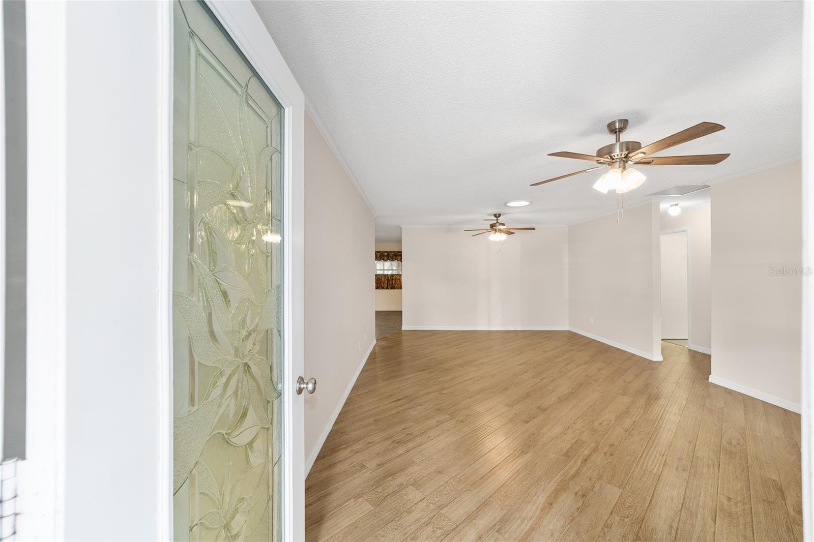 ON TOP OF THE WORLD - Residential