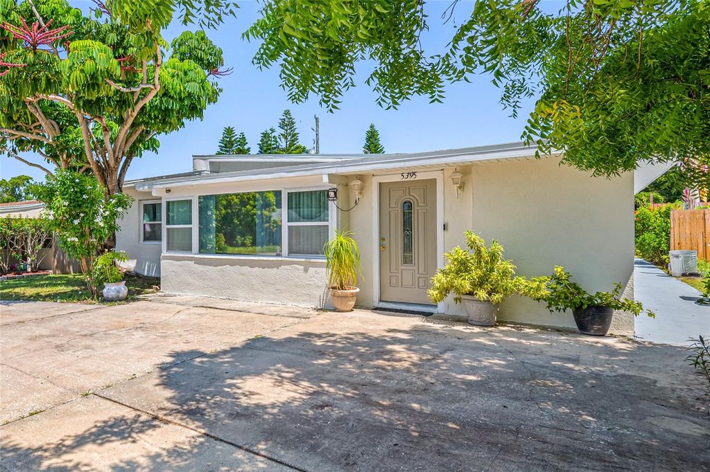 Photo of 5395 47th Avenue N, St Petersburg, FL 33709 (MLS # TB8415512)