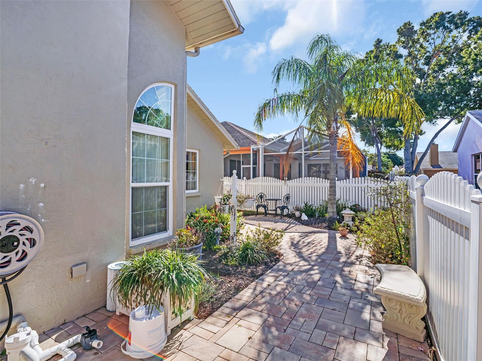 1929 WOOD HAVEN STREET