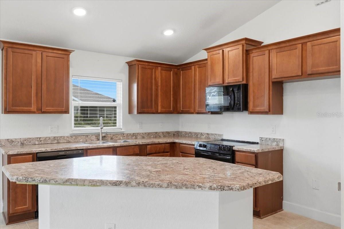 VILLAMAR PH 2 - Residential