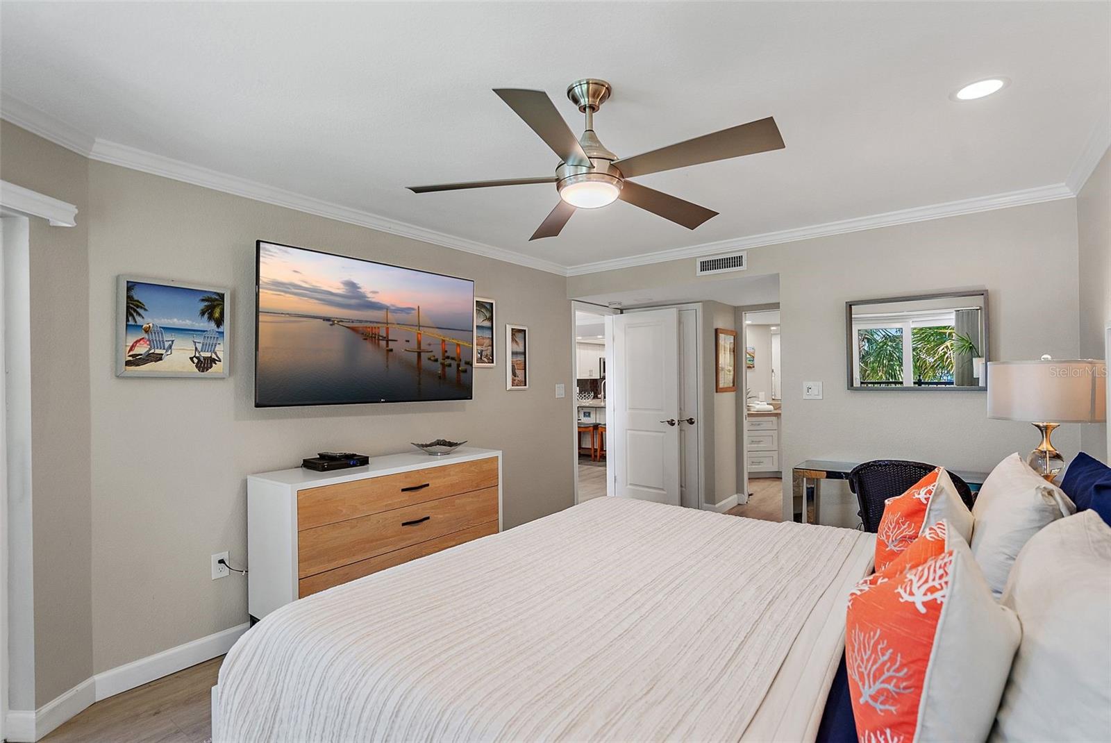 LANDS END AT SUNSET BEACH CONDO - Residential