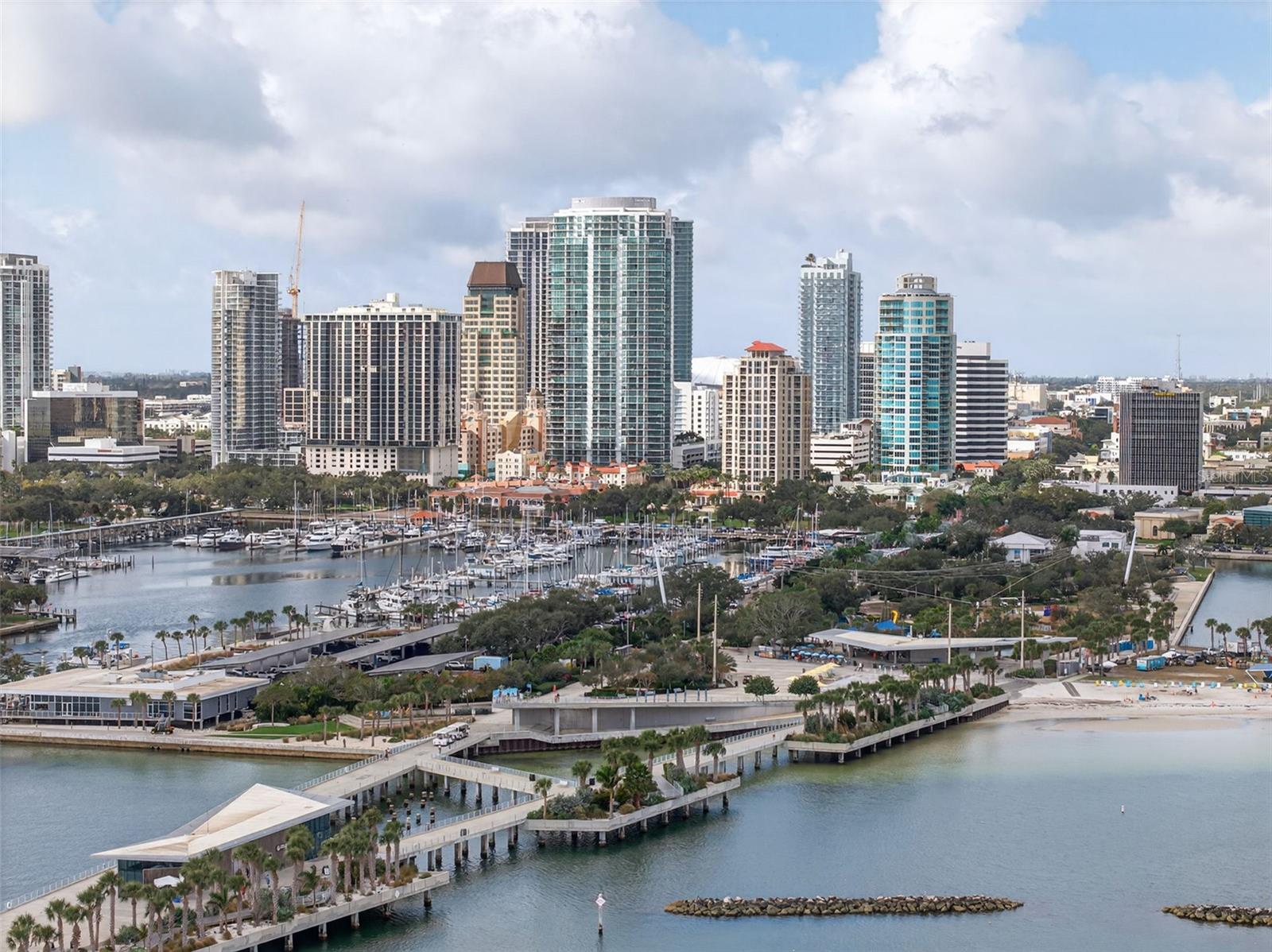 HARBOUR HILL CONDO - Residential