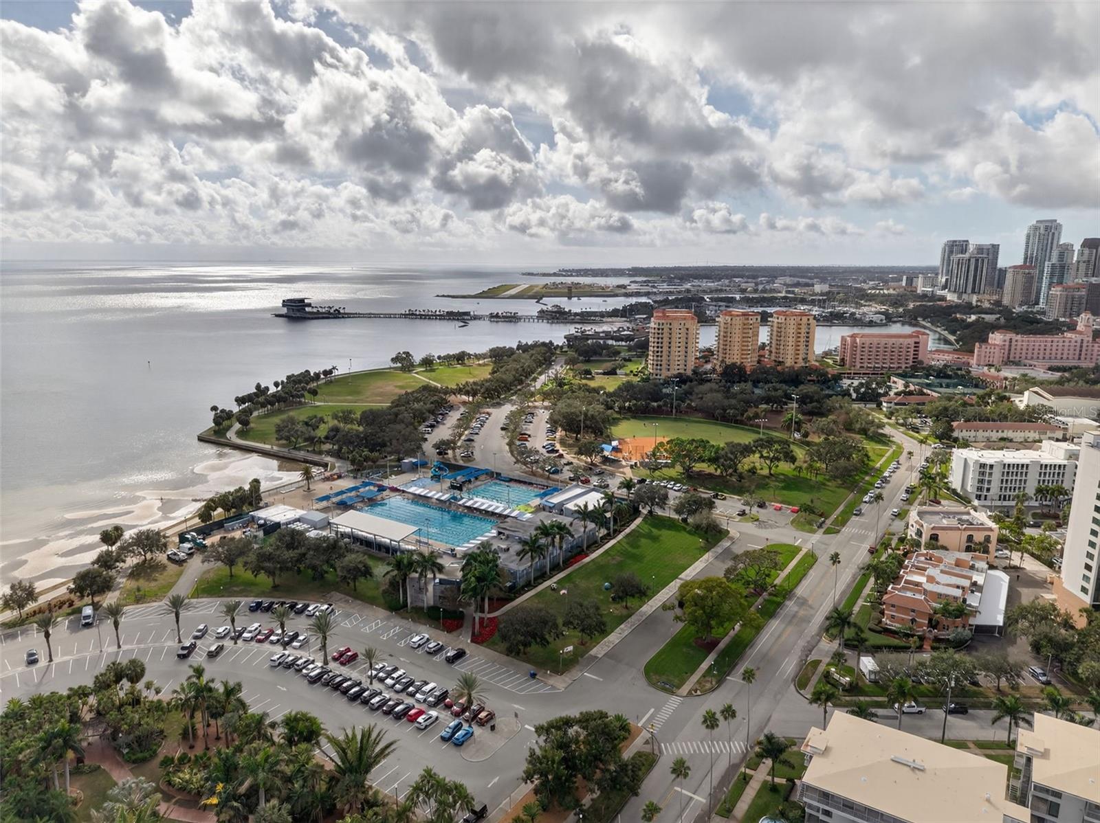 HARBOUR HILL CONDO - Residential