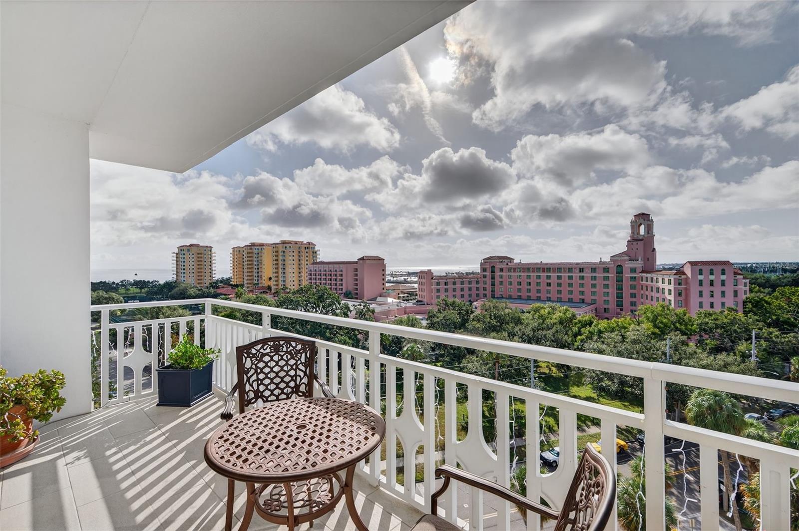 HARBOUR HILL CONDO - Residential