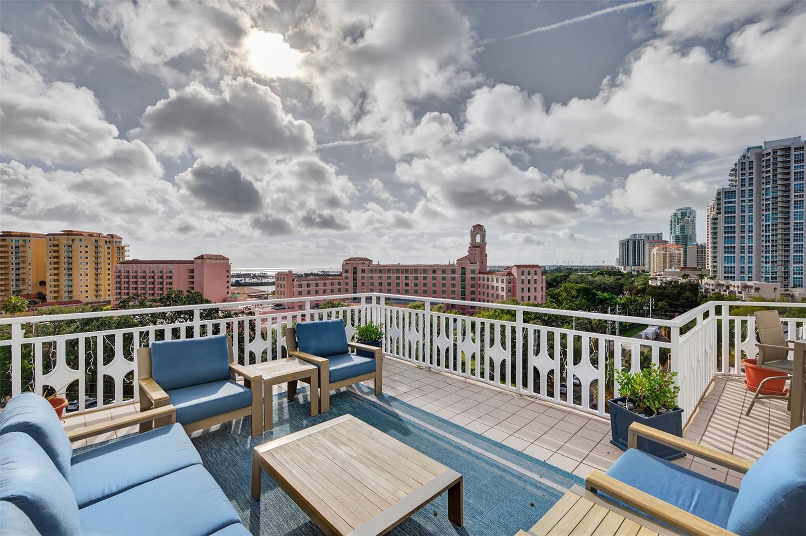 HARBOUR HILL CONDO - Residential