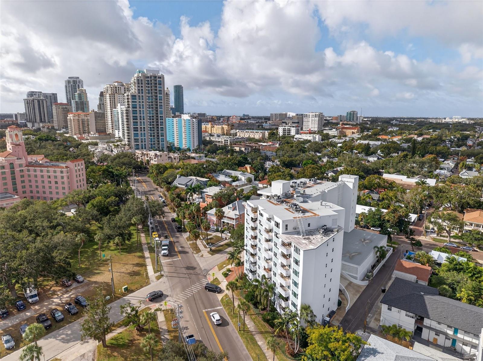 HARBOUR HILL CONDO - Residential