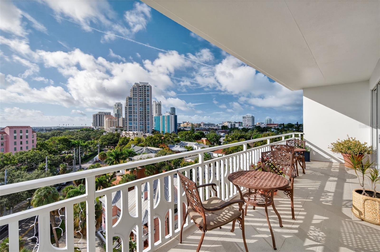 HARBOUR HILL CONDO - Residential