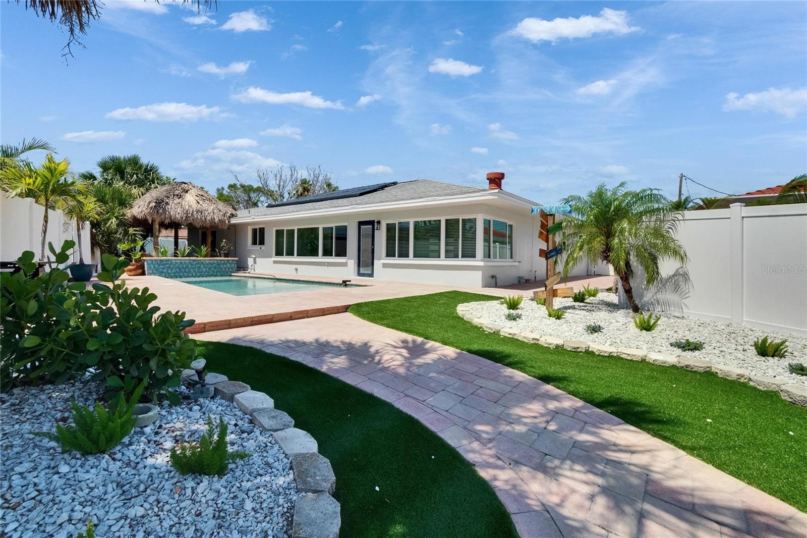 PASADENA GOLF CLUB ESTATES SEC 4 - Residential Lease