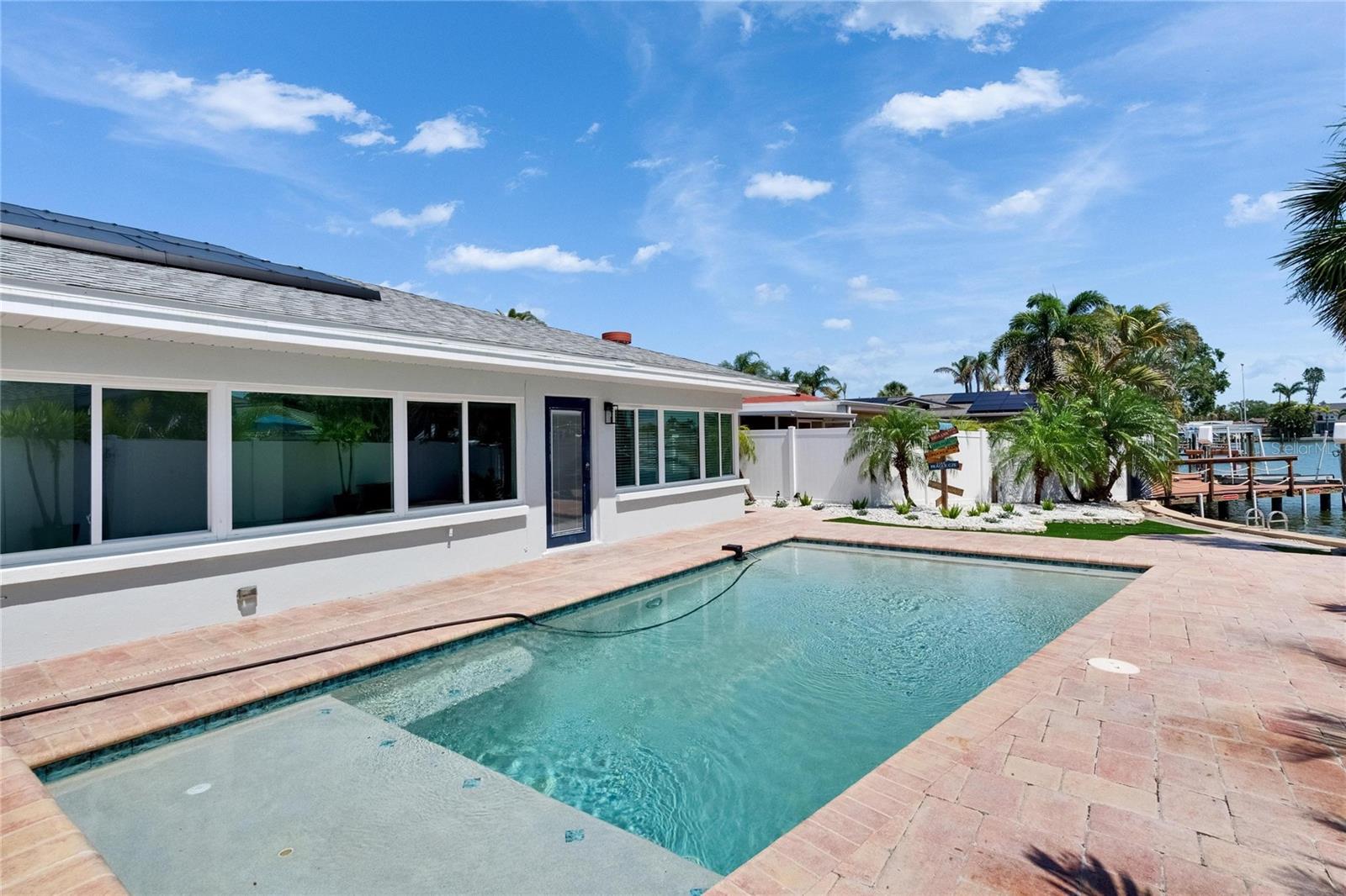 PASADENA GOLF CLUB ESTATES SEC 4 - Residential Lease