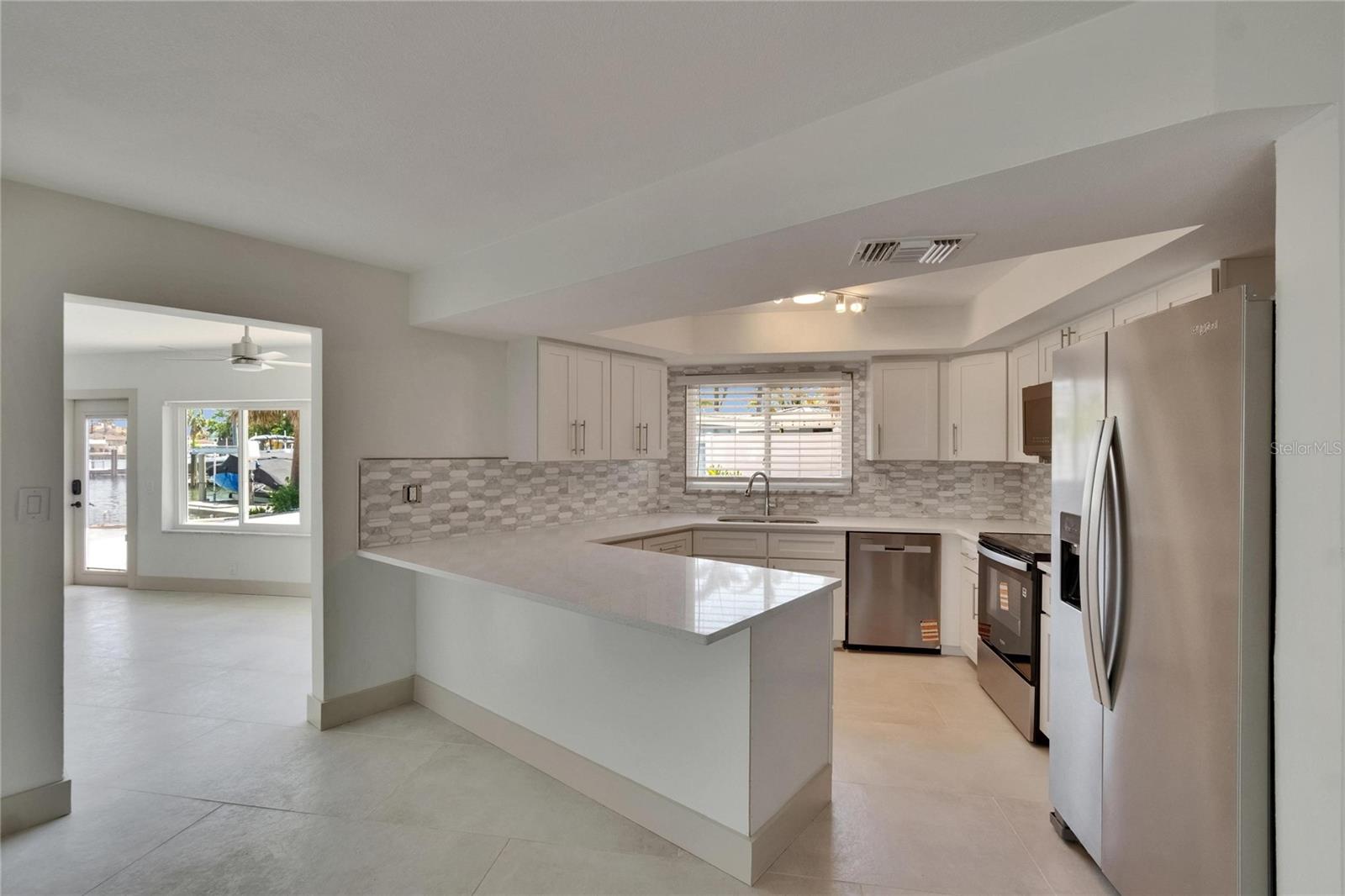 PASADENA GOLF CLUB ESTATES SEC 4 - Residential Lease