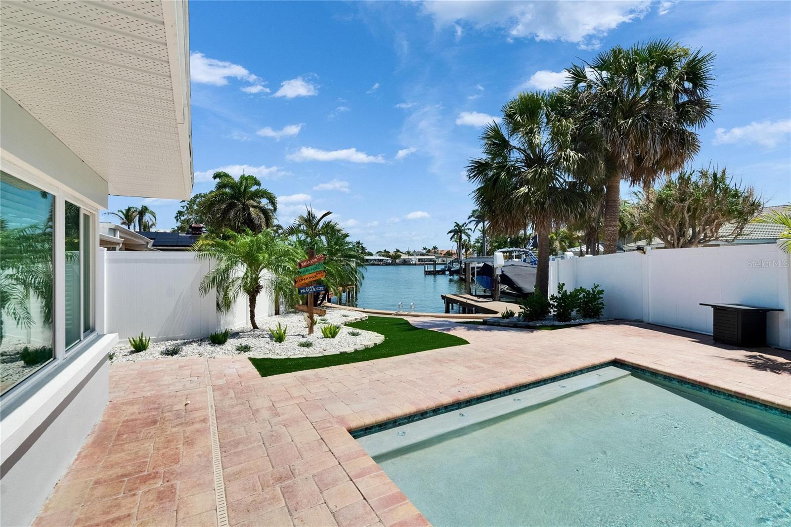 PASADENA GOLF CLUB ESTATES SEC 4 - Residential Lease