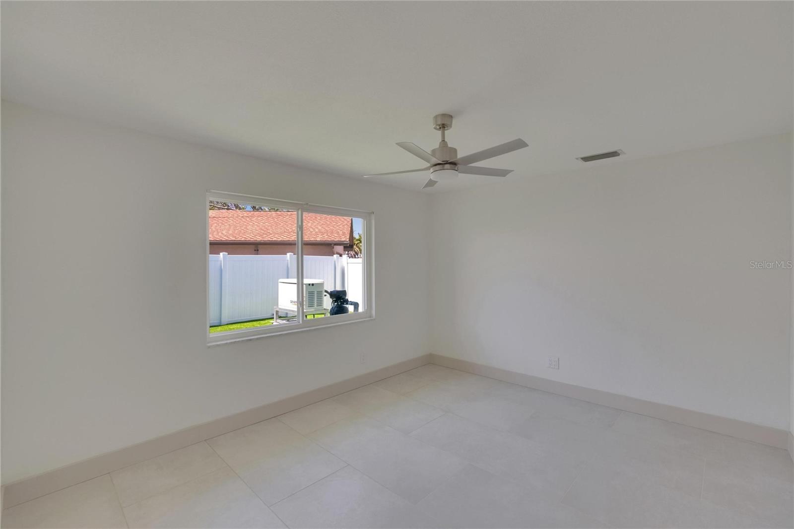 PASADENA GOLF CLUB ESTATES SEC 4 - Residential Lease