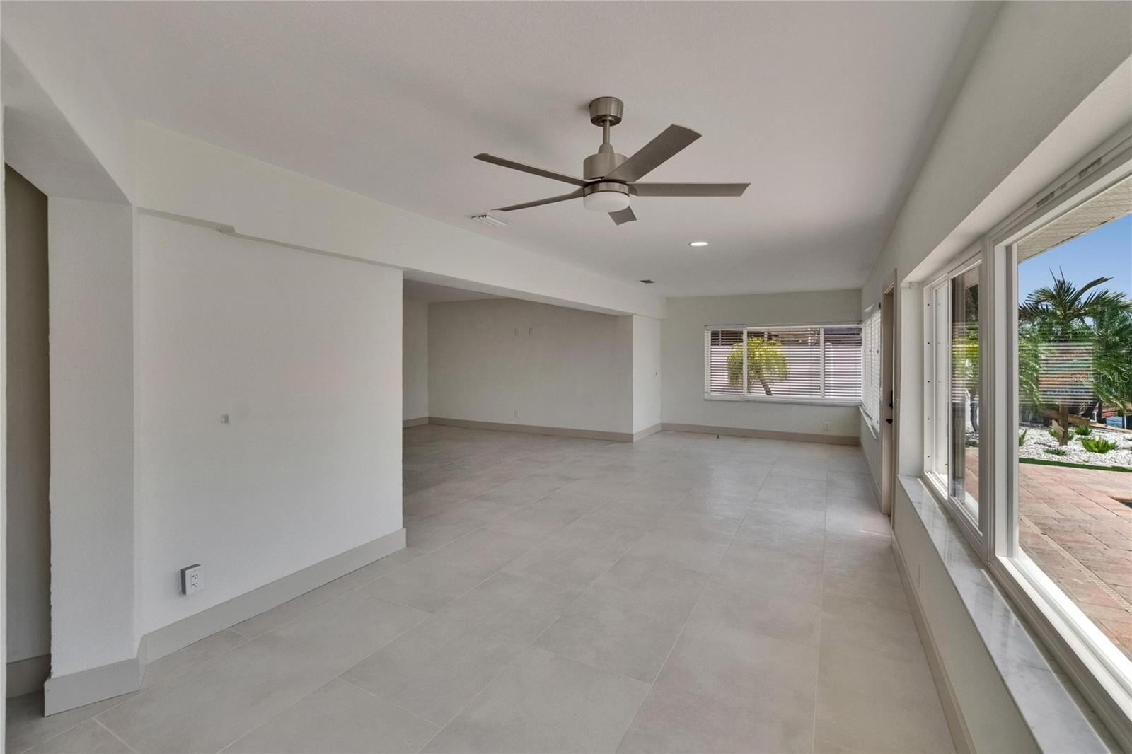 PASADENA GOLF CLUB ESTATES SEC 4 - Residential Lease