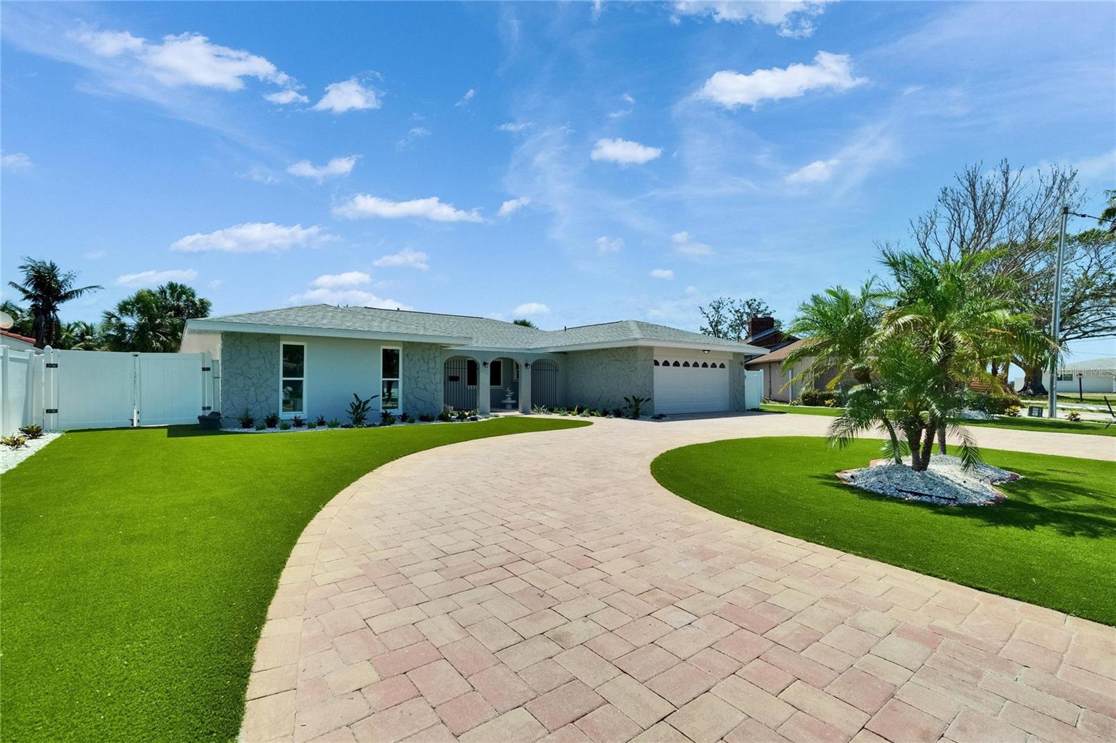 PASADENA GOLF CLUB ESTATES SEC 4 - Residential Lease