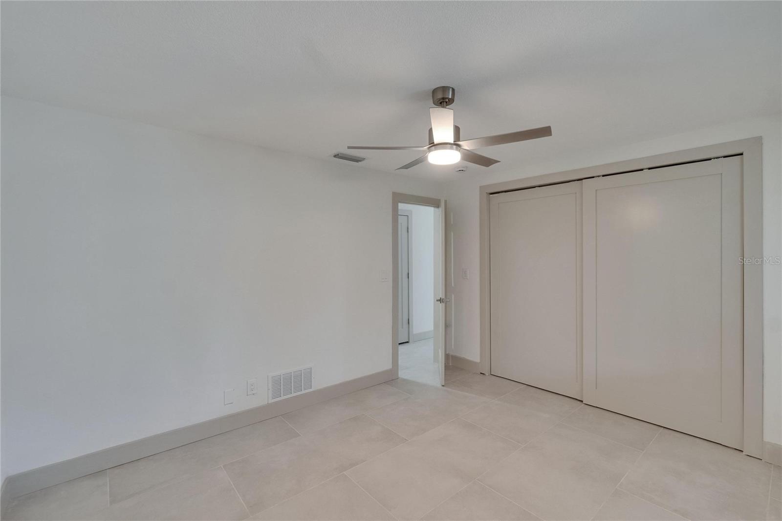 PASADENA GOLF CLUB ESTATES SEC 4 - Residential Lease