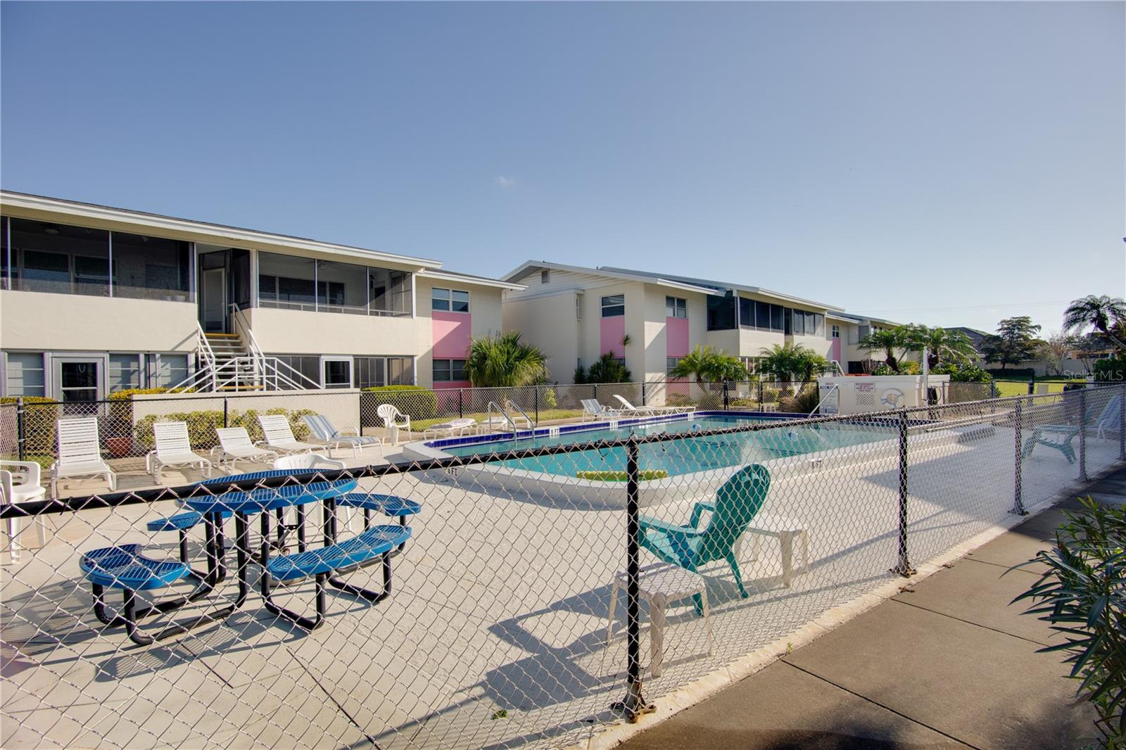 FOREST LAKES COUNTRY CLUB ESTATE - Residential