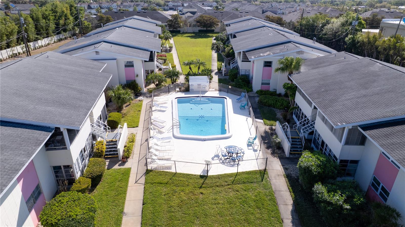 FOREST LAKES COUNTRY CLUB ESTATE - Residential