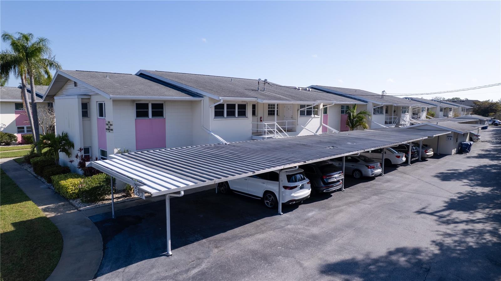 2505 BENEVA ROAD 3