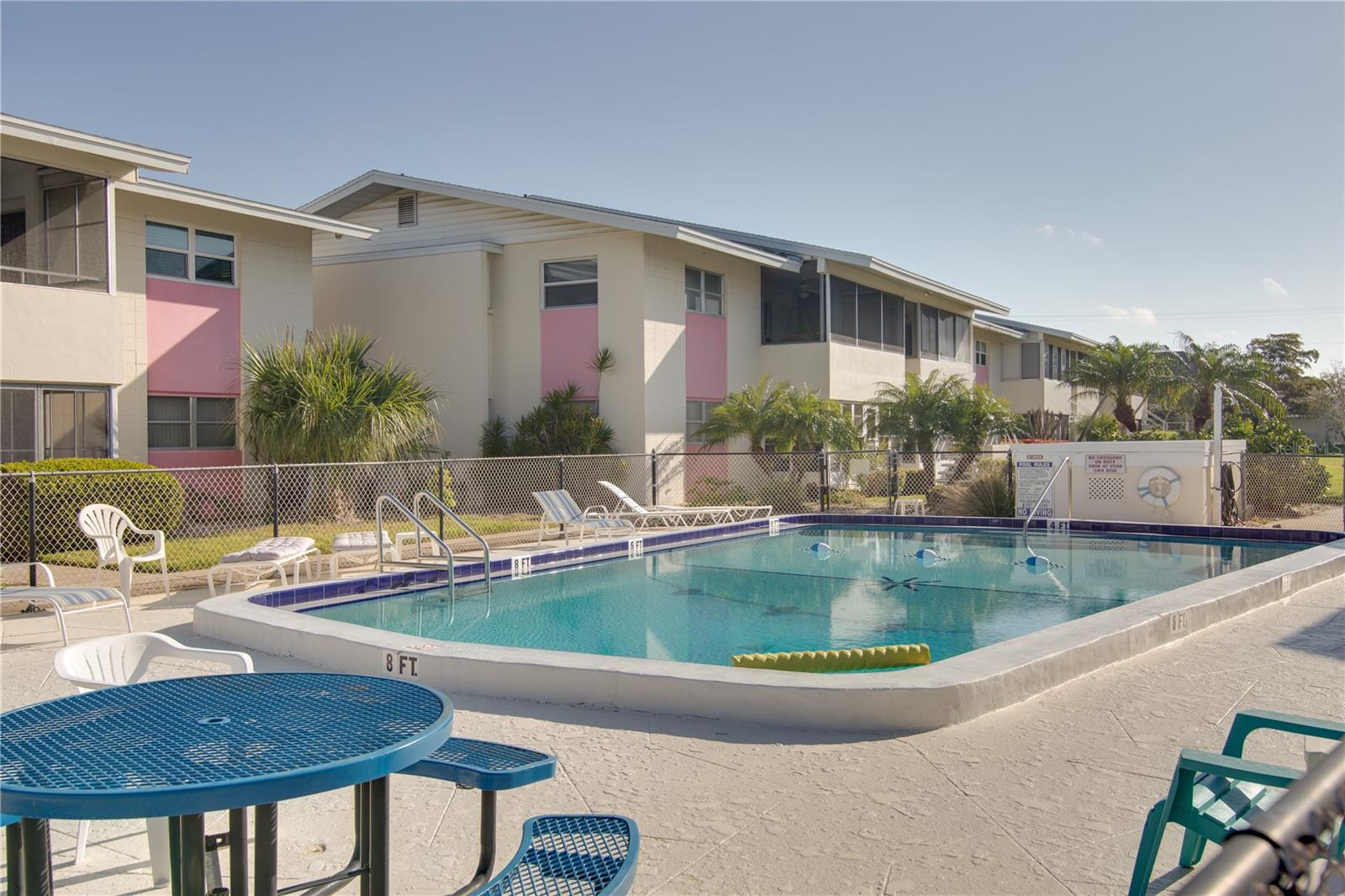 FOREST LAKES COUNTRY CLUB ESTATE - Residential