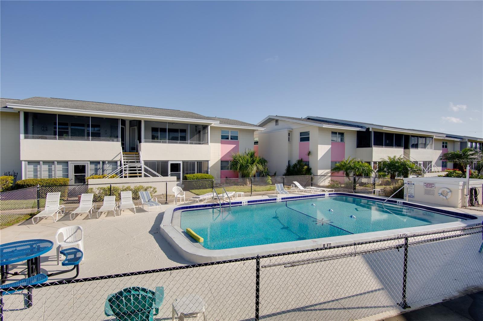 FOREST LAKES COUNTRY CLUB ESTATE - Residential