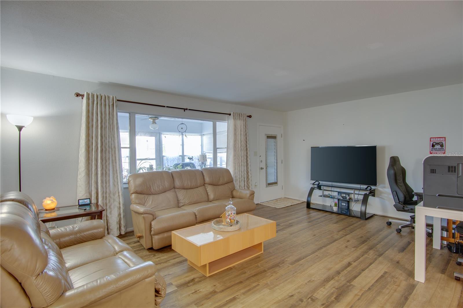 FOREST LAKES COUNTRY CLUB ESTATE - Residential