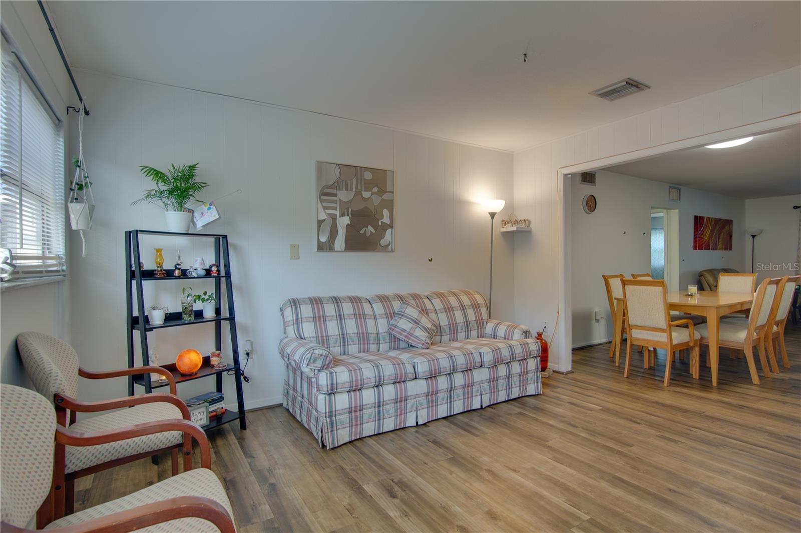 FOREST LAKES COUNTRY CLUB ESTATE - Residential