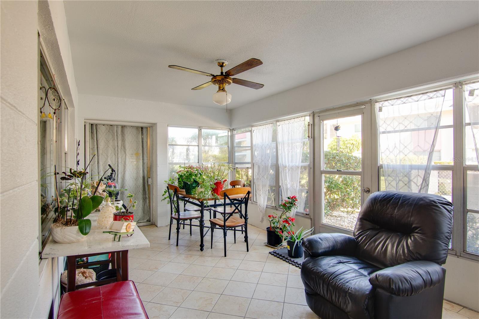 FOREST LAKES COUNTRY CLUB ESTATE - Residential