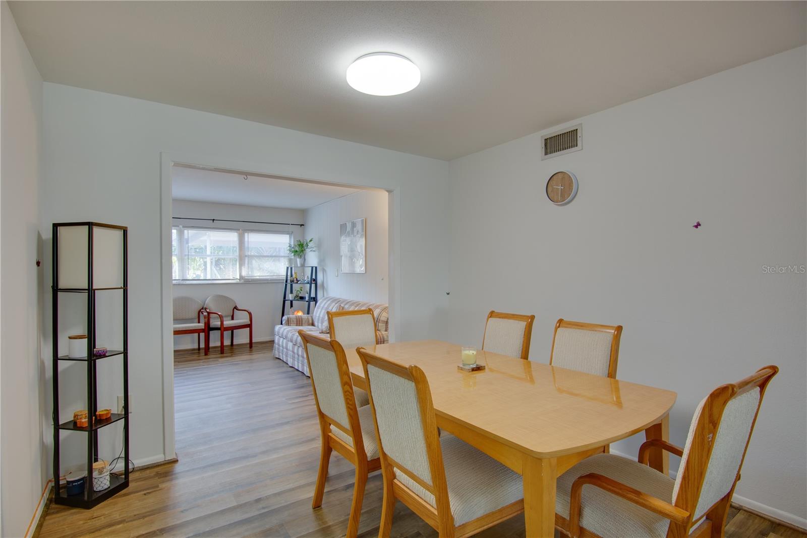 FOREST LAKES COUNTRY CLUB ESTATE - Residential