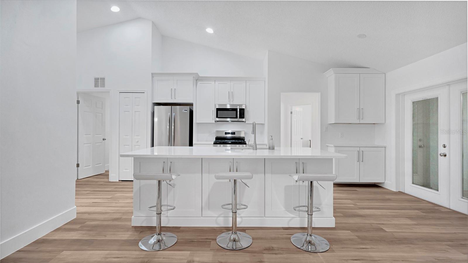 13148 LOBLOLLY LANE