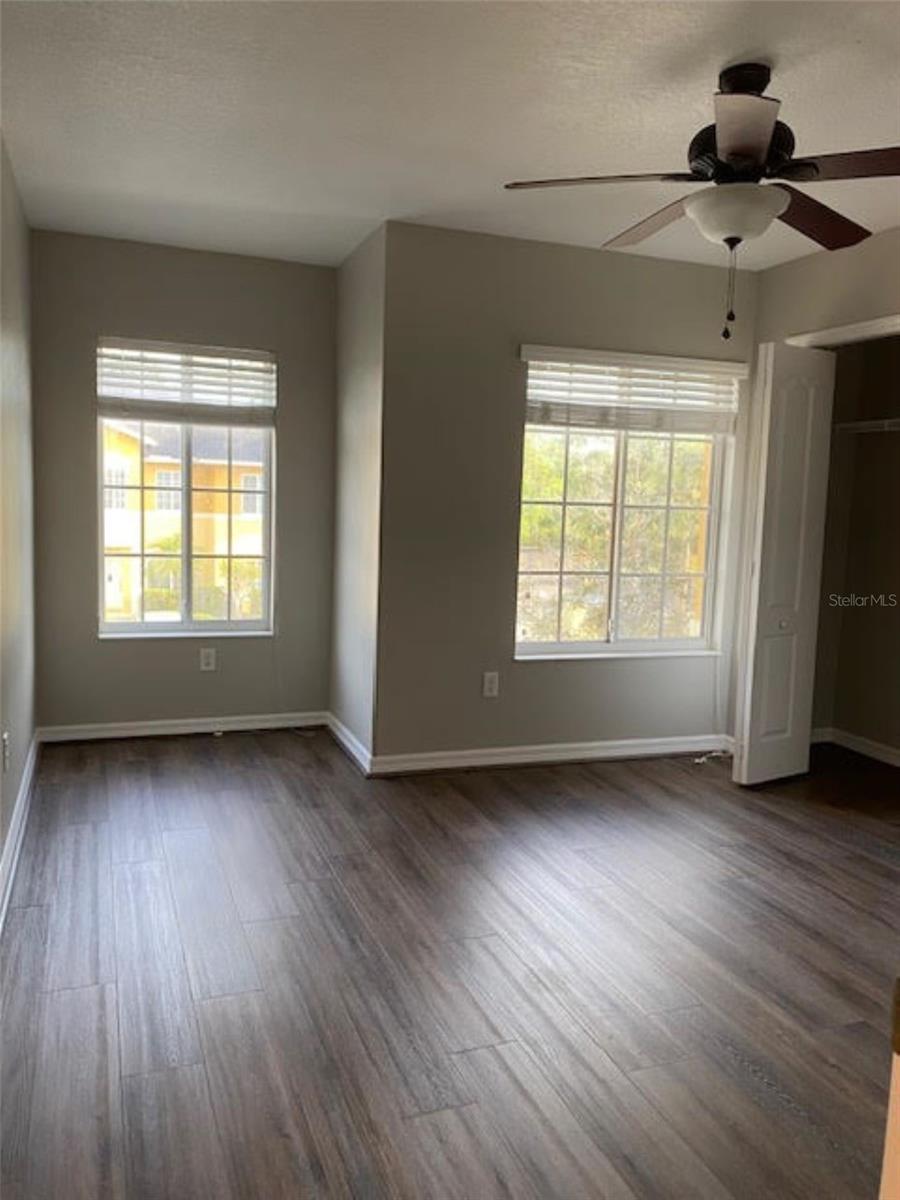 STONEYWOOD COVE - Residential Lease