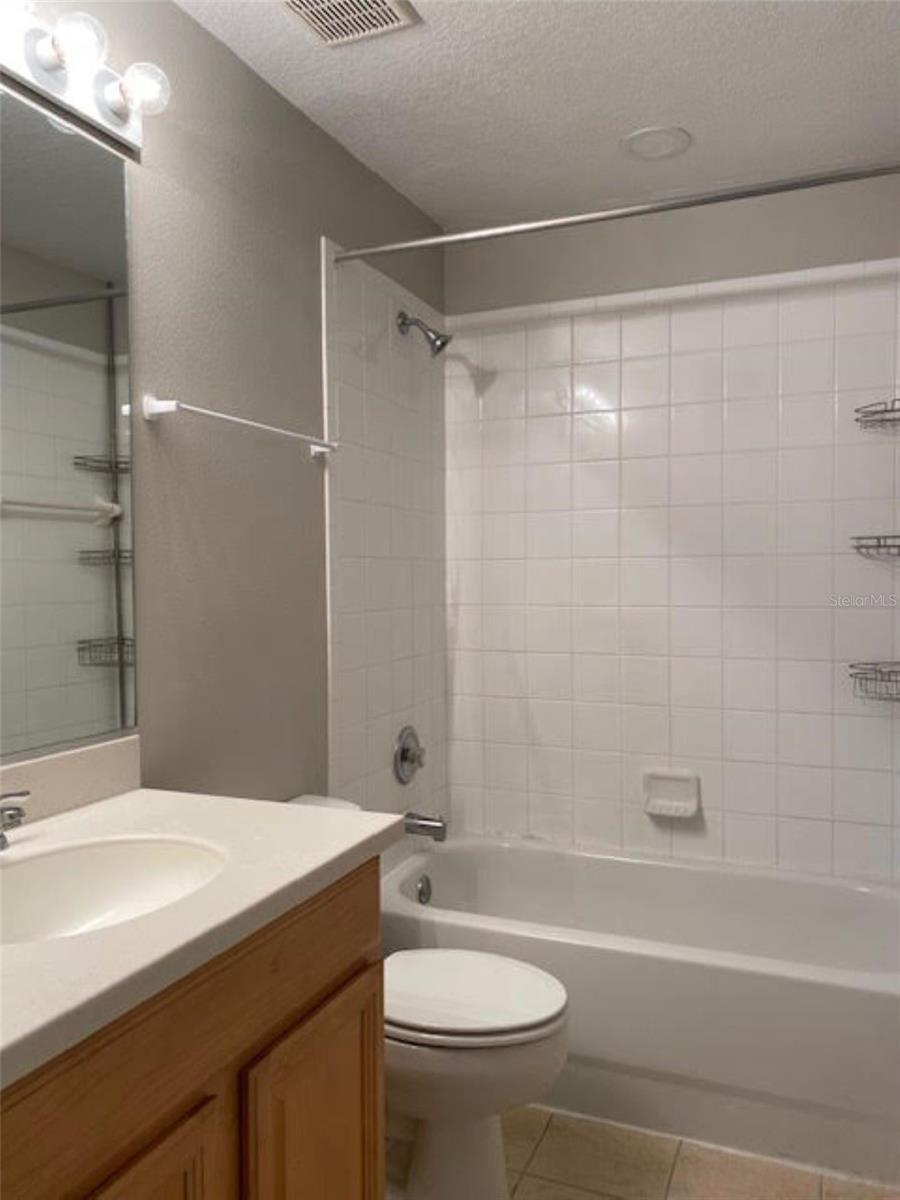 STONEYWOOD COVE - Residential Lease