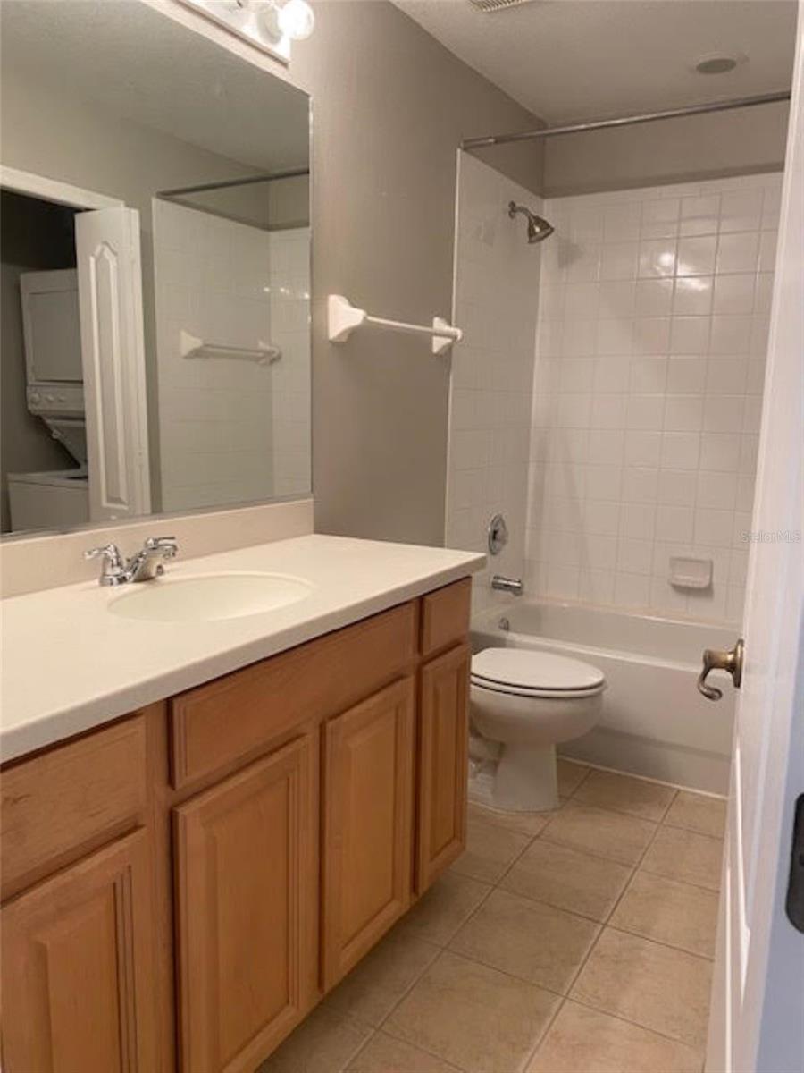STONEYWOOD COVE - Residential Lease