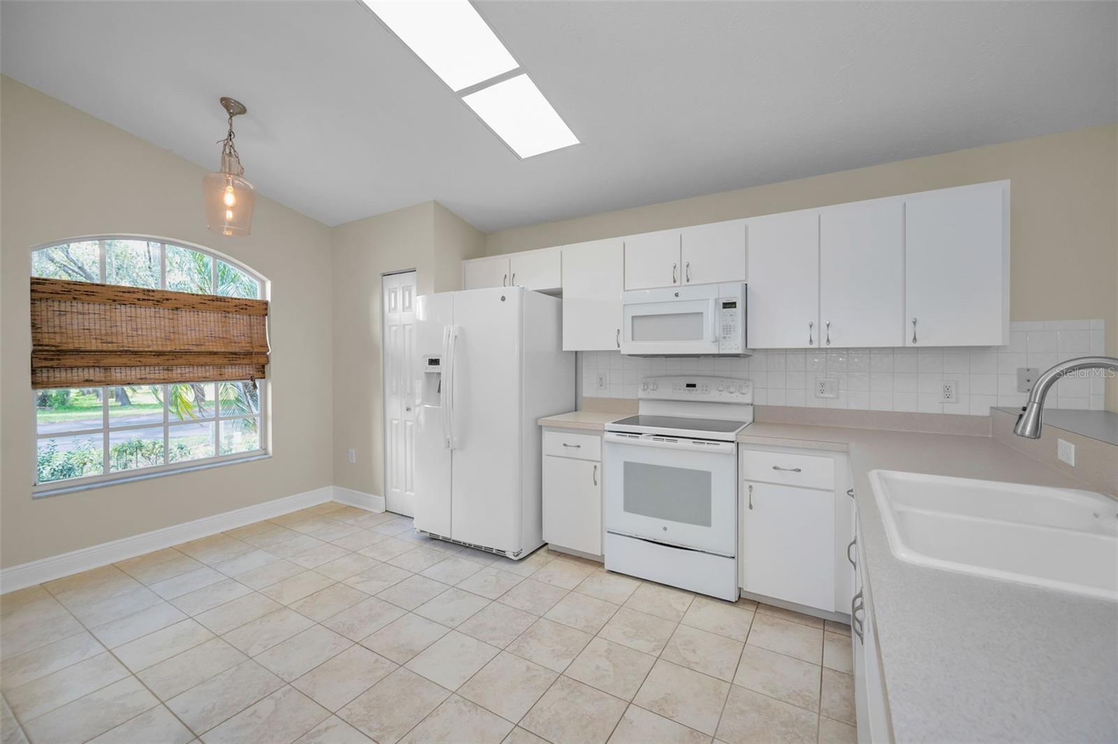 THE OAKS AT RIVER RIDGE - Residential