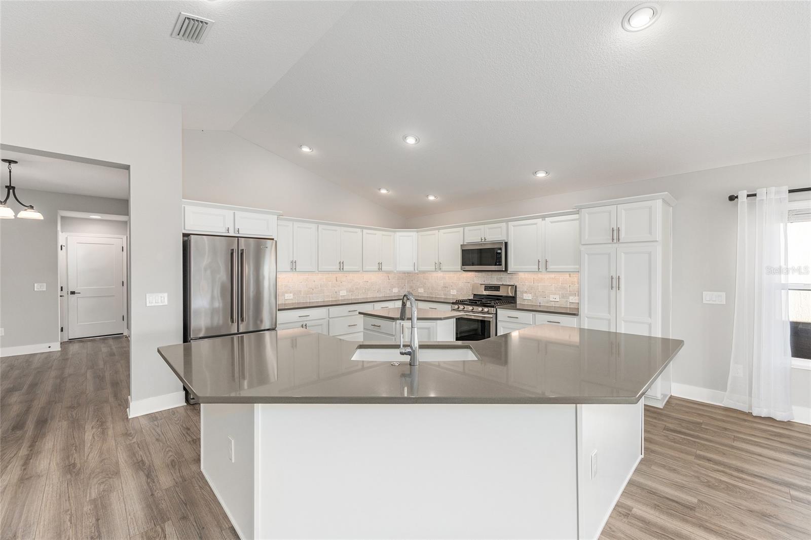 VILLAGES/SOUTHERN OAKS PRESTON - Residential