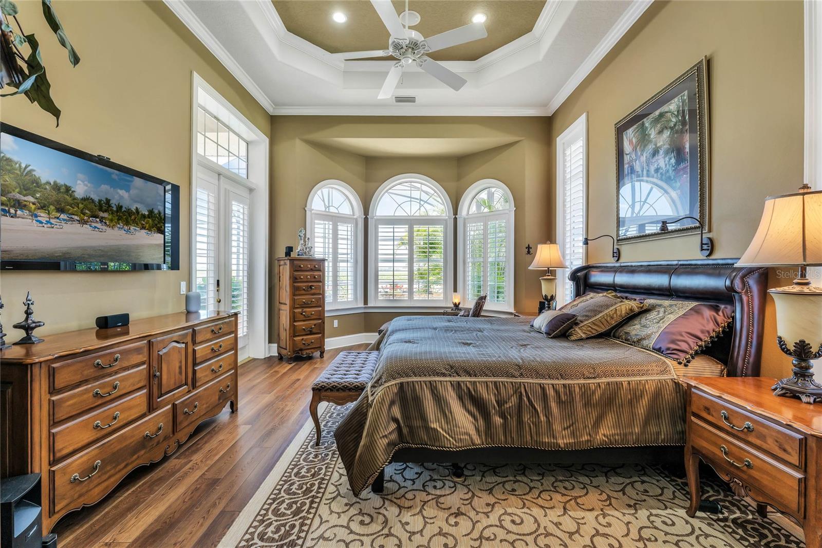 SUNSET POINTE - Residential