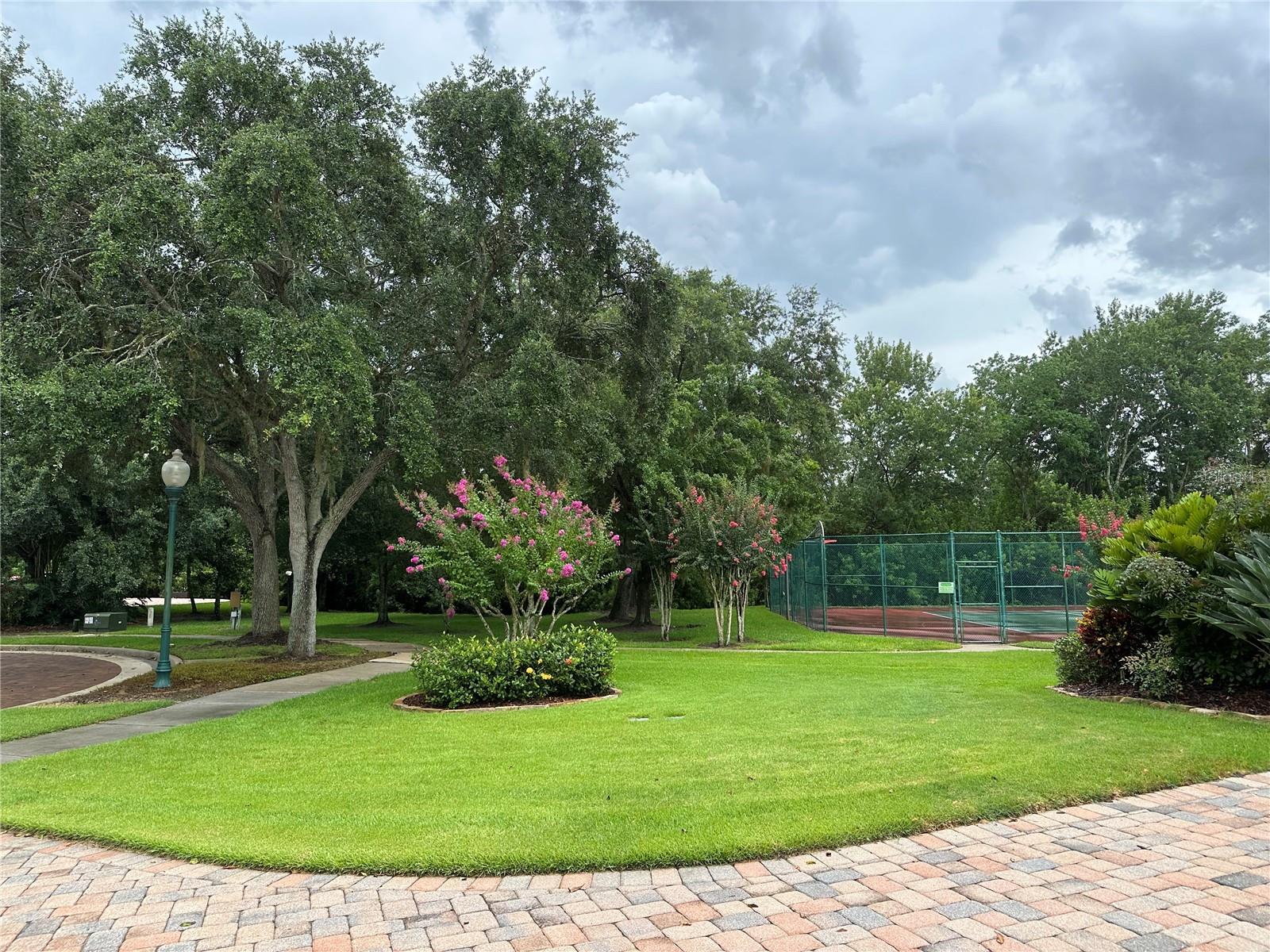 SUNSET POINTE - Residential