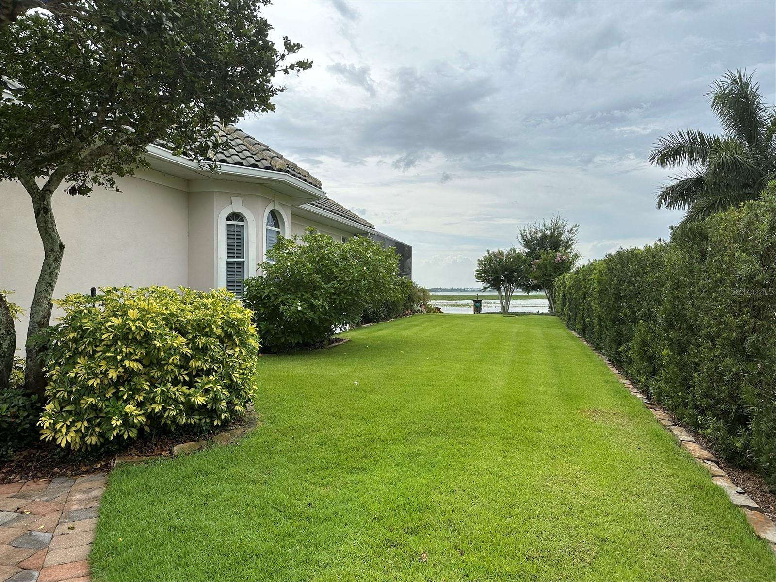 SUNSET POINTE - Residential