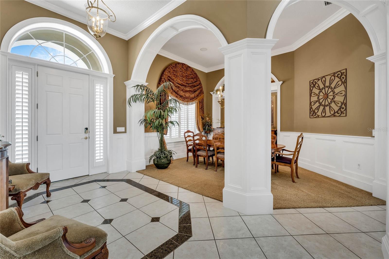 1501 SUNSET POINTE PLACE