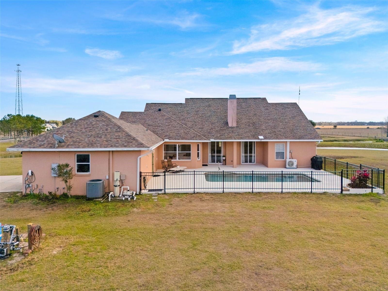 ACREAGE - Residential