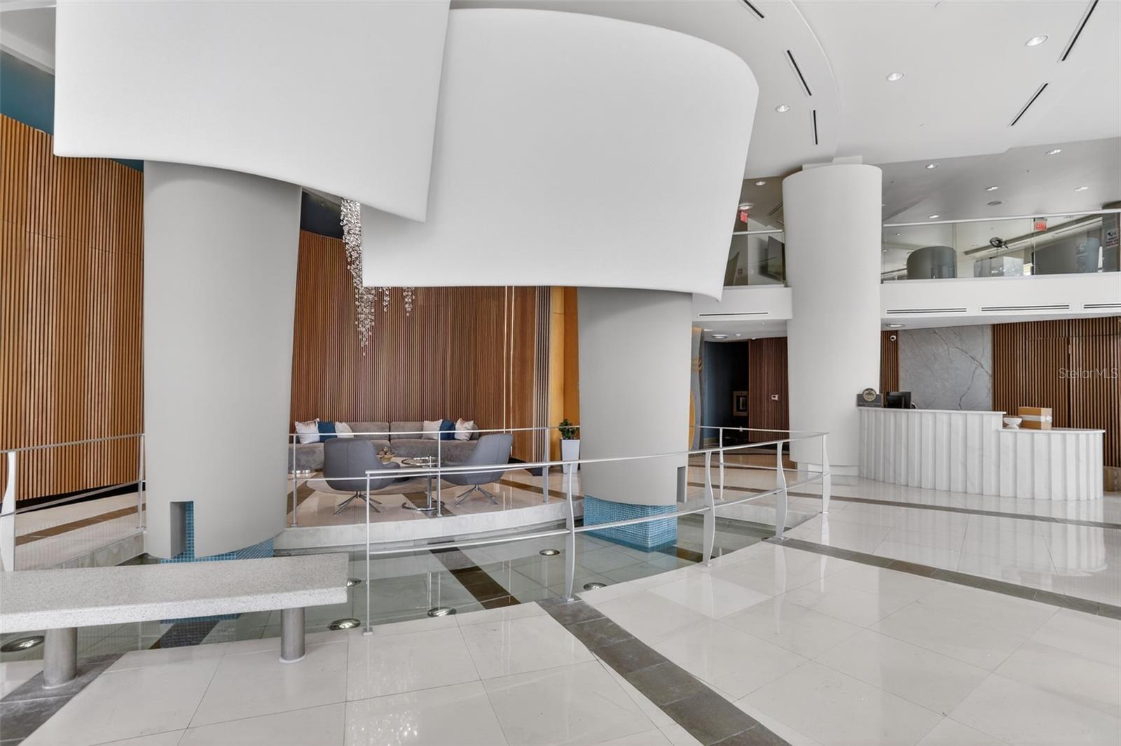 WAVERLY/LK EOLA - Residential