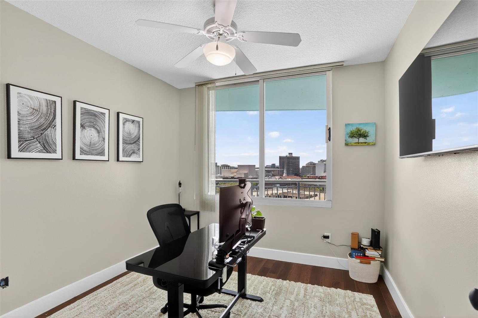 WAVERLY/LK EOLA - Residential