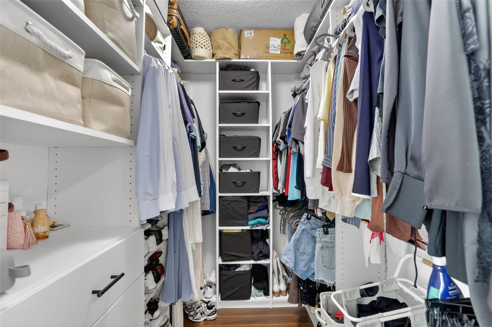 WAVERLY/LK EOLA - Residential