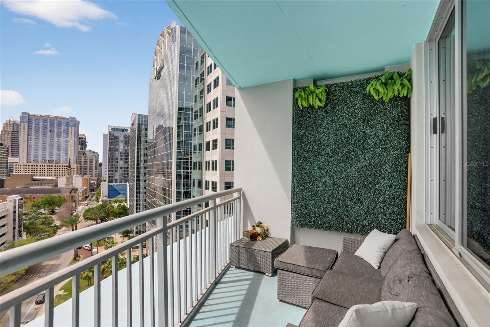 WAVERLY/LK EOLA - Residential