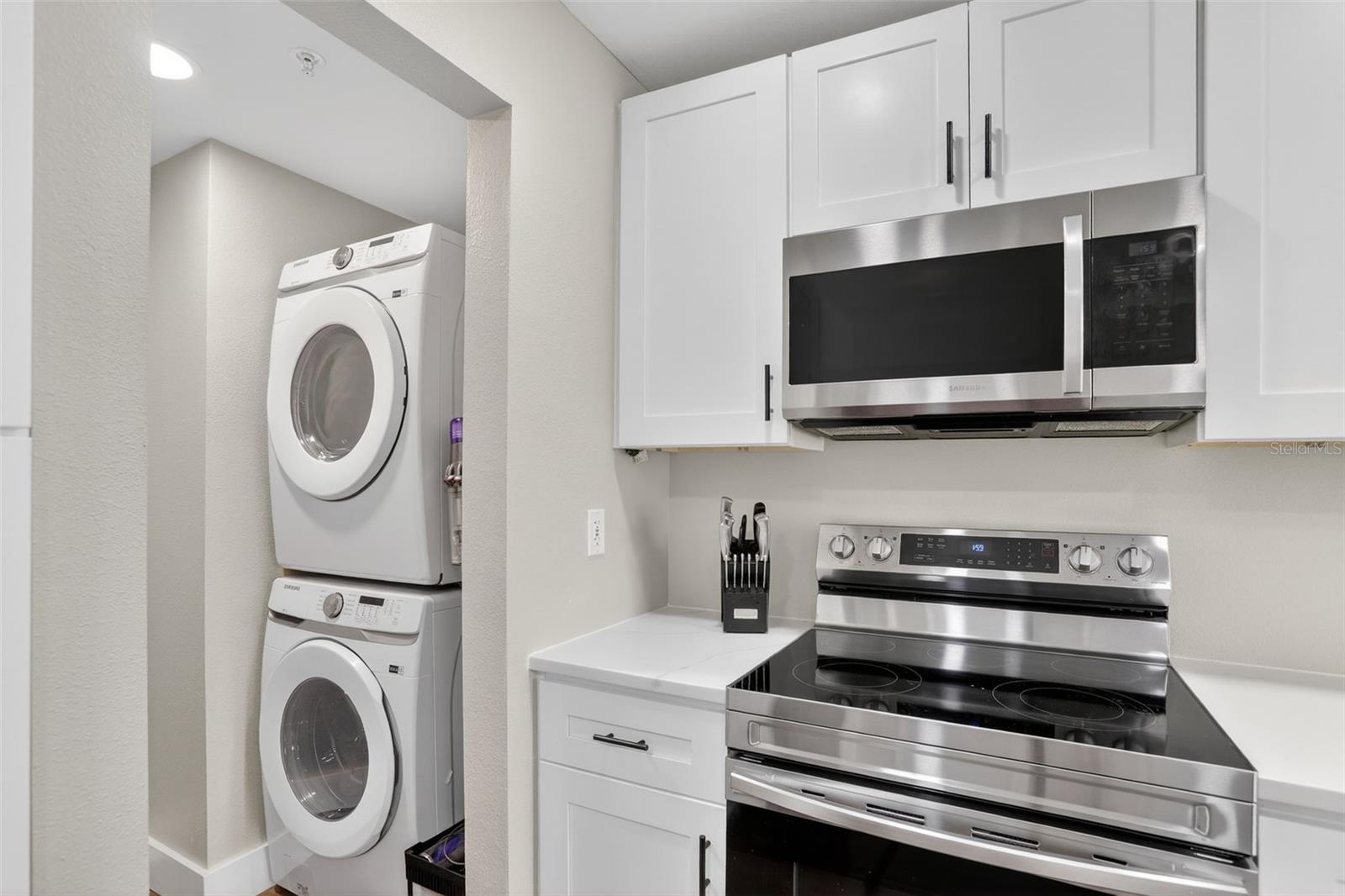 WAVERLY/LK EOLA - Residential