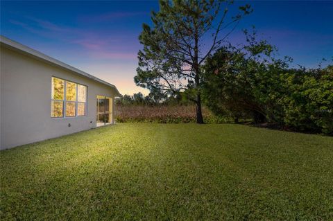 A home in PALMETTO