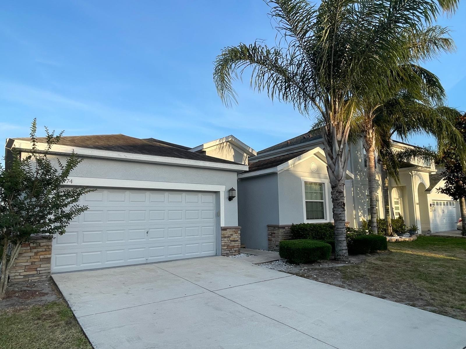 1574 THETFORD CIRCLE