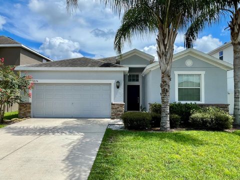 Photo of 1574 Thetford Circle, Orlando, FL 32824 (MLS # S5126166)