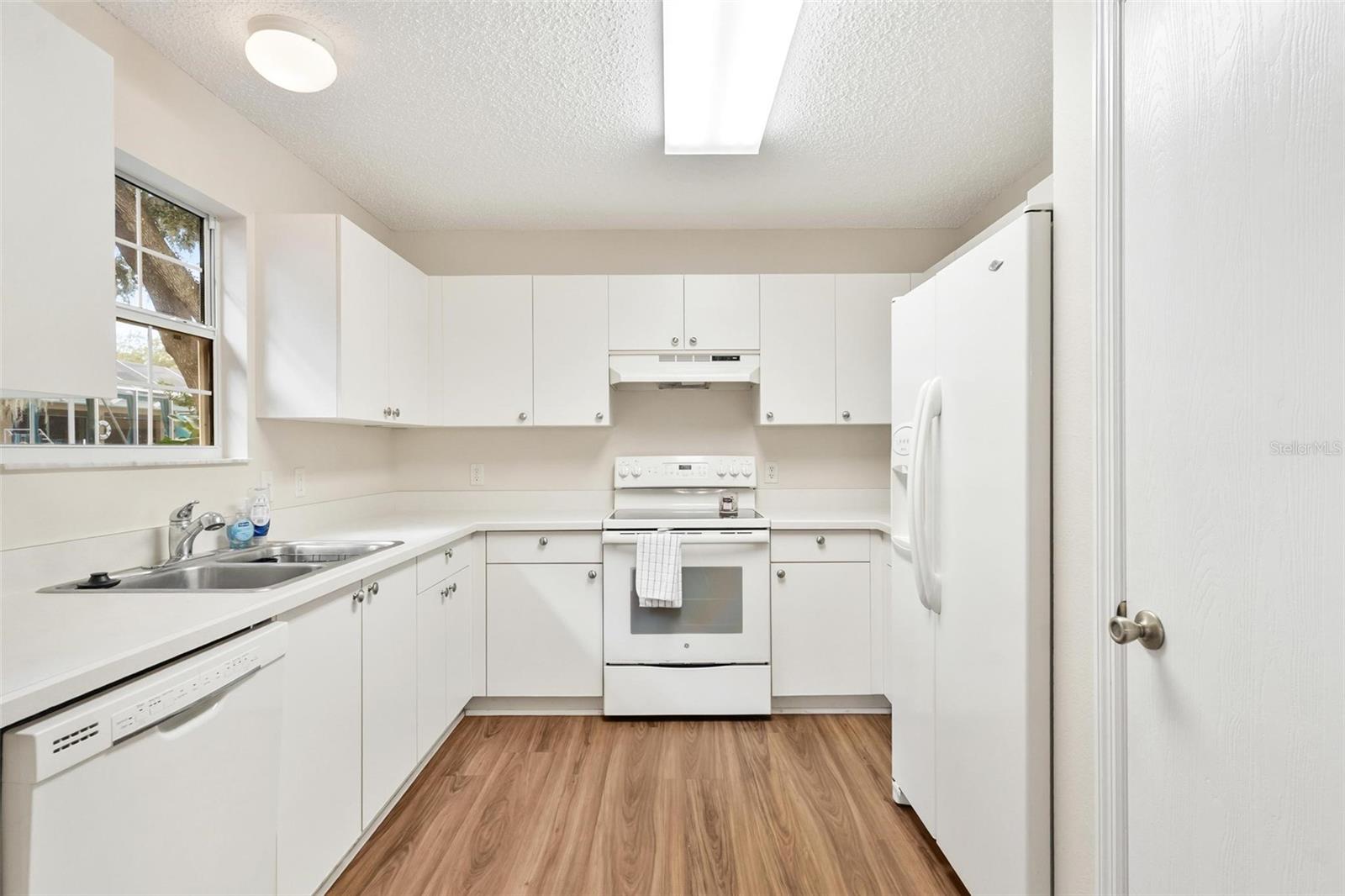 SPRING ARBOR VILLAGE - Residential