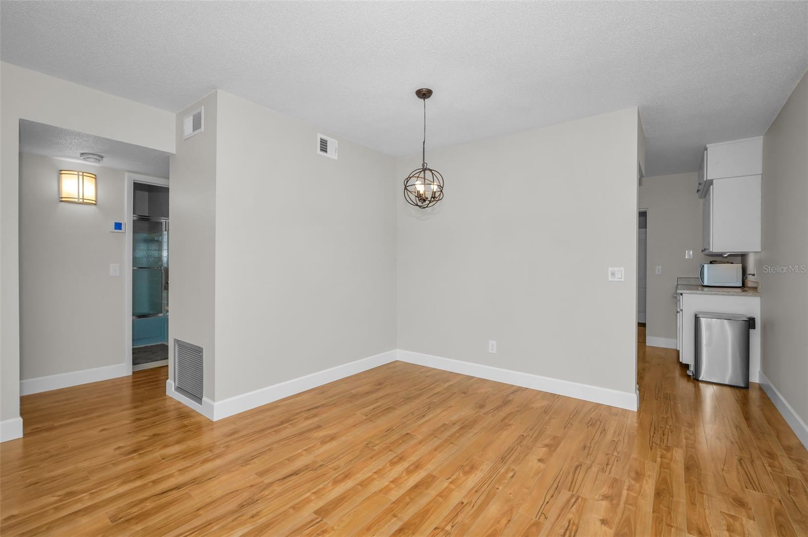 2073 DENMARK STREET 9