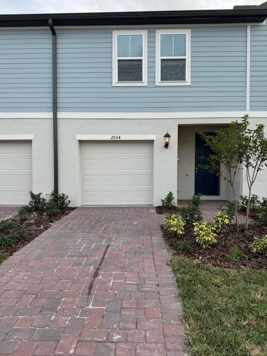 Don't miss the opportunity to live in the brand new 3 BEDS, 2.5 BATHS townhome in Chase Landing Community. This property has all stainless steel appliances : Electronic range, Microwave, Food Disposal, Dishwasher, Washer & Dryer and refrigerator. The kitchen features granite countertops, while the bedrooms offer ample closet space and plush carpeting. Retreat to your luxurious primary suite upstairs with an oversized walk-in closet and dual sinks in the bath. Also, it has one car garage and one parking space in front of the property and this community also provide visitor parking. EXTERIOR MAINTANCE IS INCLUDED. 5 mins driving distance to PUBLIX, WALMART, CVS, PANDA EXPRESS, TIRE SHOP, STARBUCKS, AND GAS STATION. 6 mins to 417 & TURNPIKE EXPRESS HIGHWAY. The community offers easy access to major employment centers and is located in a good school district and is next to Meadow Wood Elementary and Middle School. In addition, the community is conveniently located near several parks, including the Southport Community Park and the Meadow Woods Recreation Center. For shopping and dining options, residents can visit the nearby The Loop shopping center or the Florida Mall. Schedule a showing today!